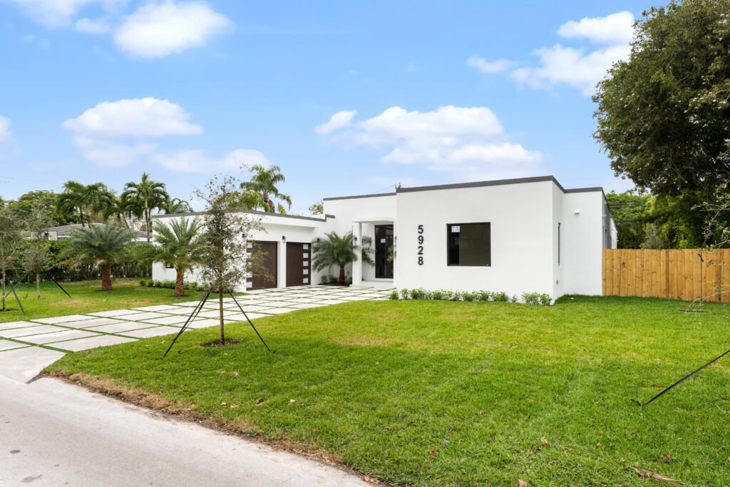 02-5928 SW 69th Ave Miami FL-101 (1)